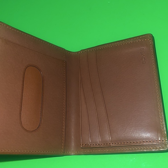 Wallet - Picture 2 of 6
